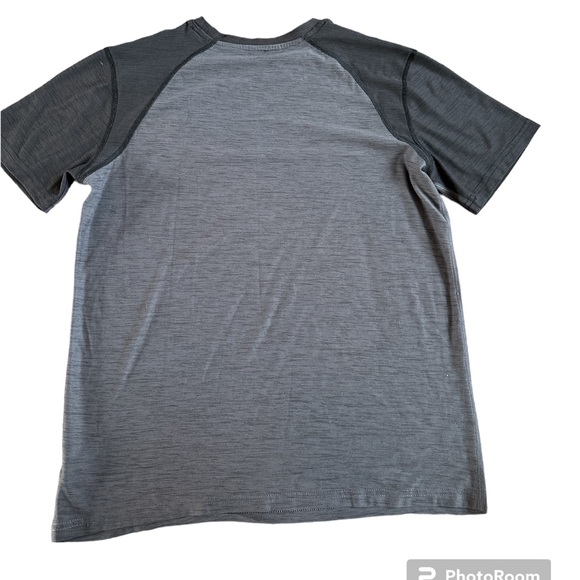 Old Navy Breathe ON Go-Dry Built-In Flex Color-Blocked Tee for Boys Size XXL - Picture 3 of 3